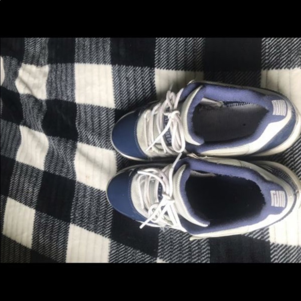 Jordan 11s - Picture 2 of 2